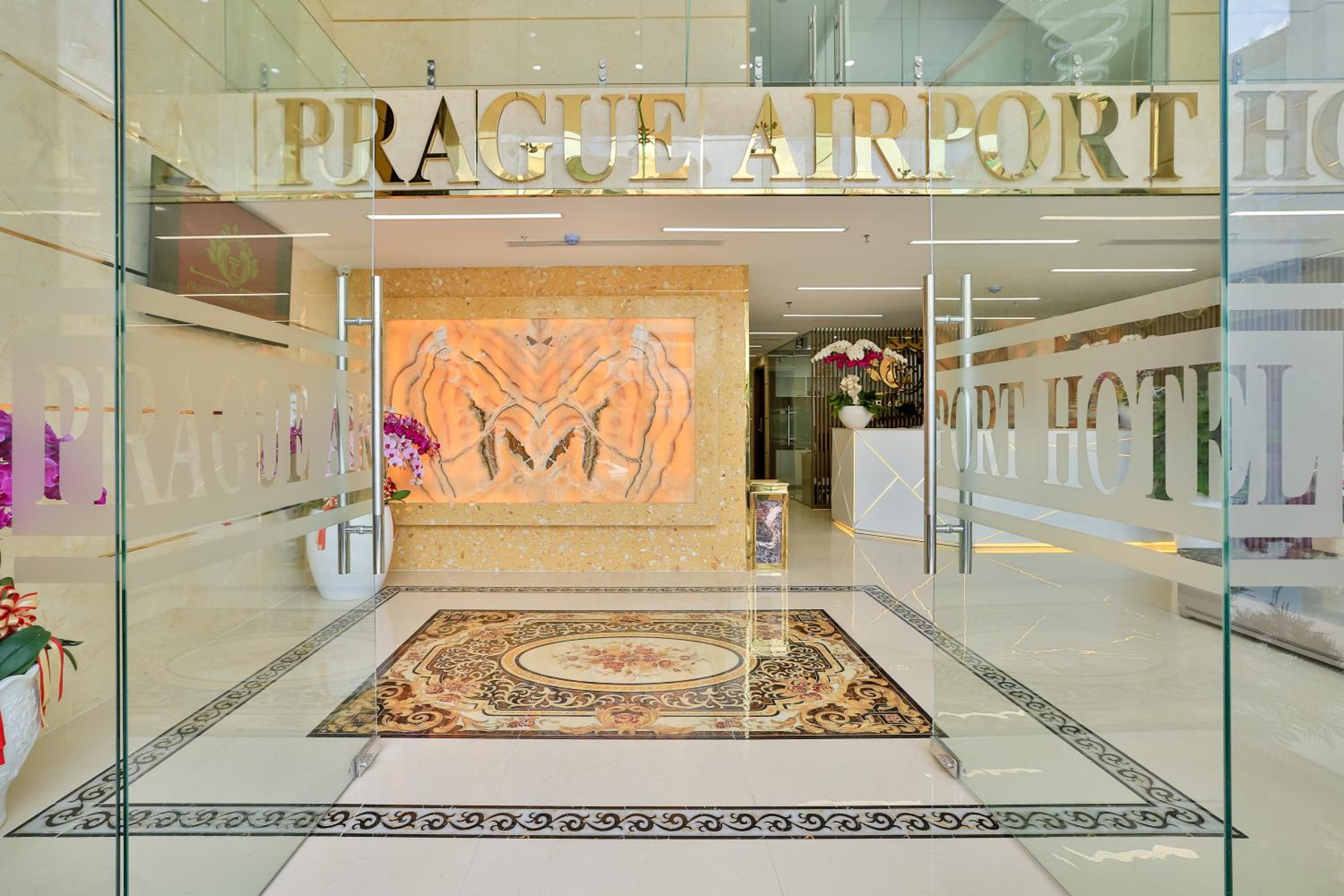 Prague Saigon Airport Hotel 14/29
