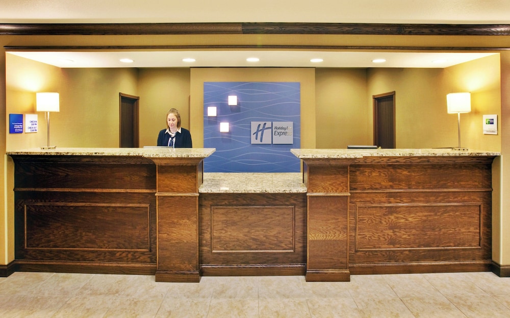 Holiday Inn Express Hotel & Suites Dubuque-West 8/51