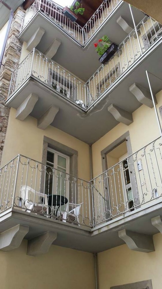 Hotel Piazza Vecchia 2/74