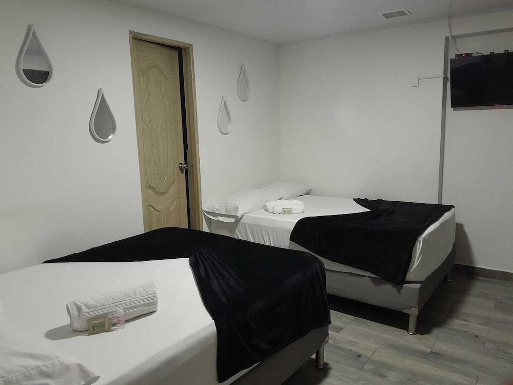 Hotel Nakama 26/50