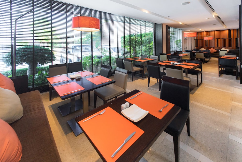 Signature Pattaya 54/70