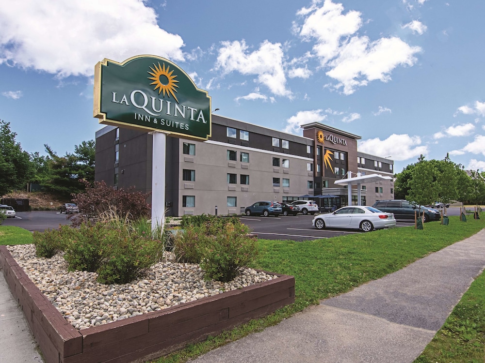 La Quinta Inn and Suites by Wyndham Portland in PORTLAND - ME