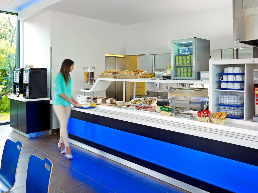 Ibis Budget Warszawa Reduta 30/54