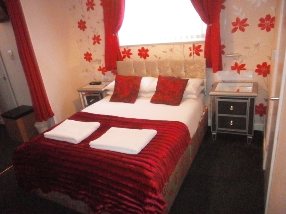 FAMILY SUITE, 8 PEOPLE
