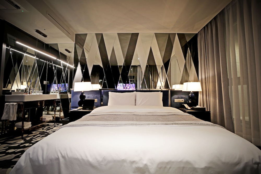 Best Louis Hamilton Hotel Gwang-An 13/46