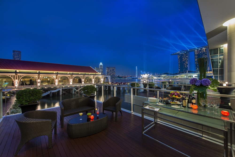 The Fullerton Bay Hotel Singapore 70/79