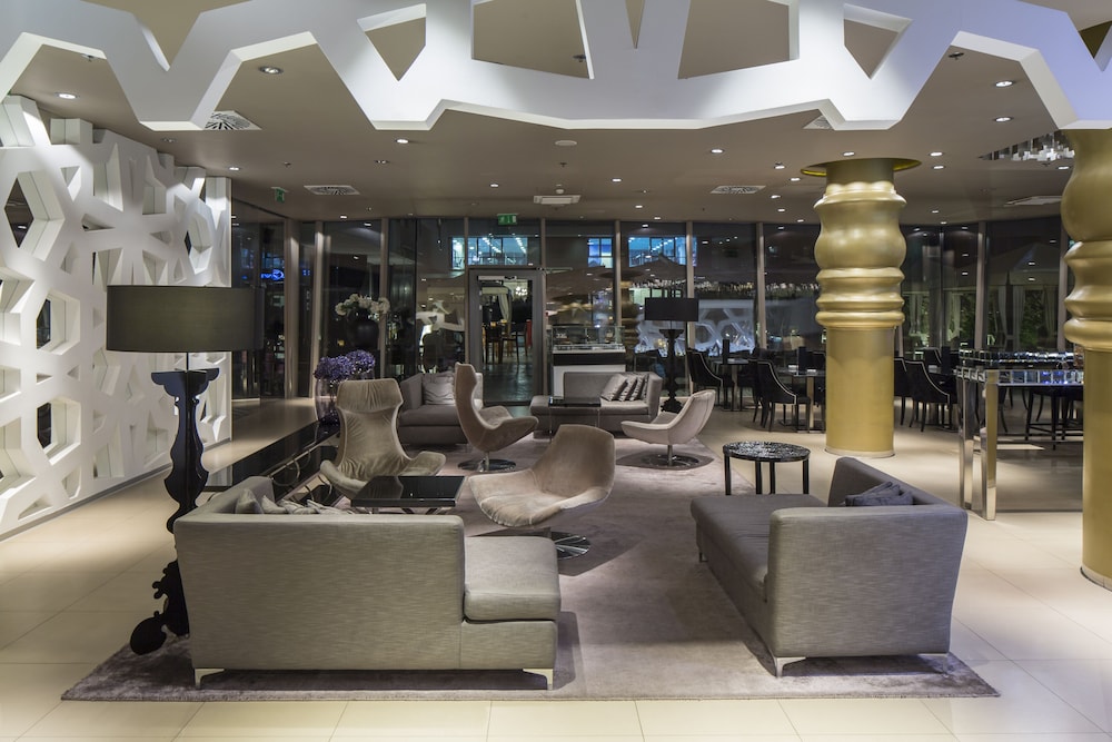 Zijin Hotel 48/74