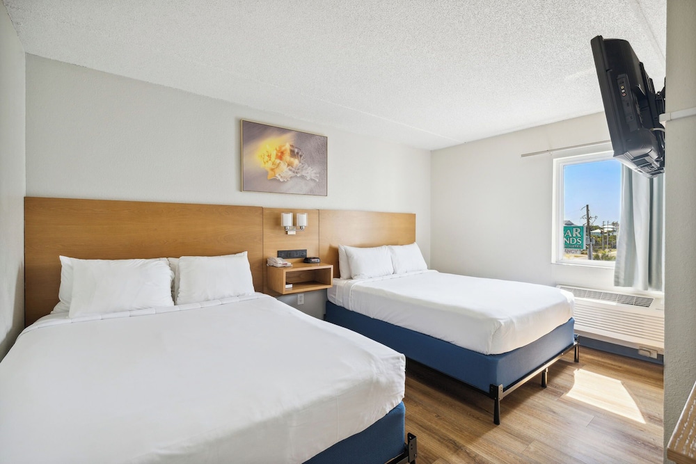 Sugar Sands Inn And Suites Panama City Beach 18/44