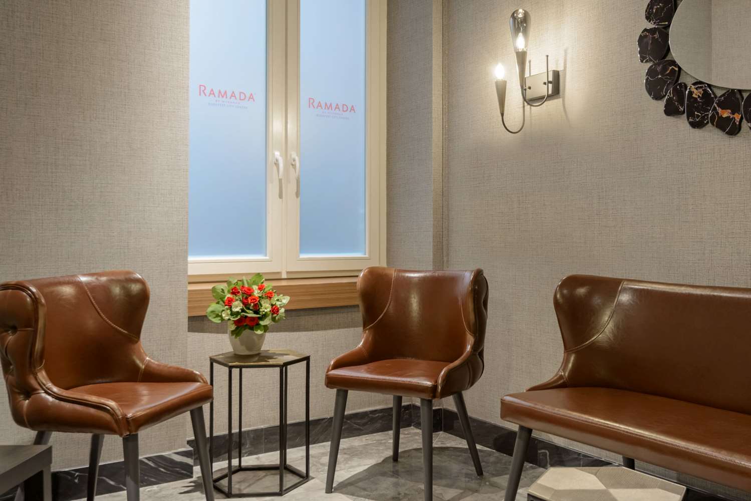 Ramada By Wyndham Budapest City Center 29/48