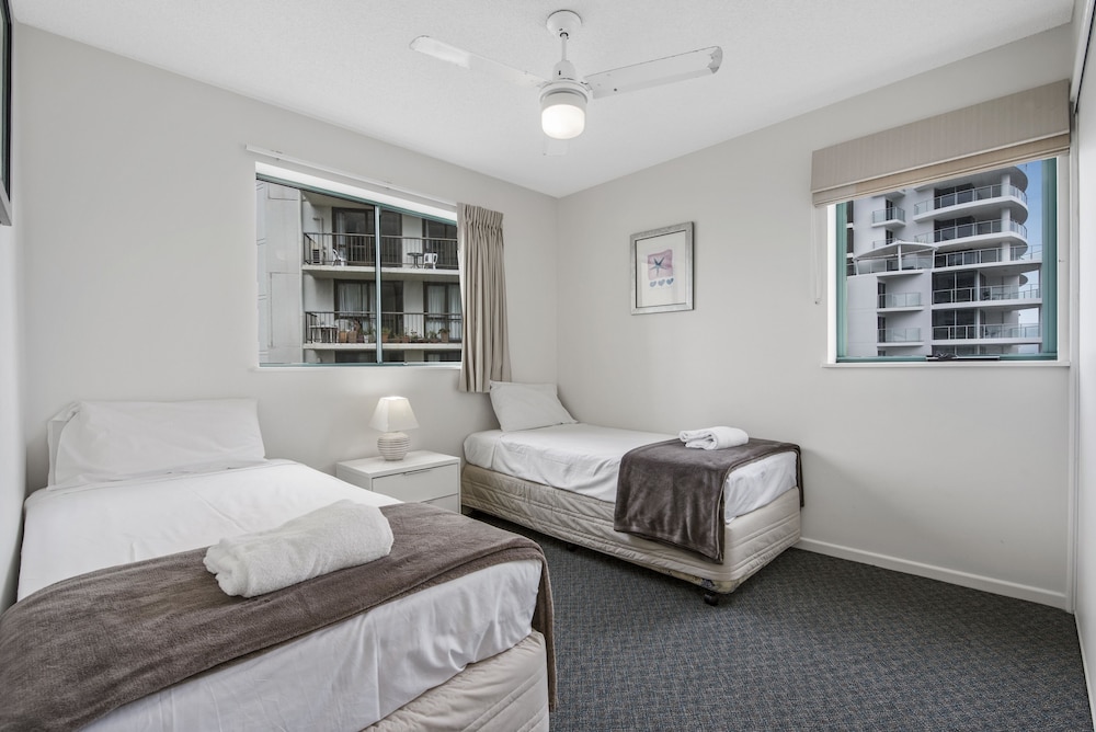 KEY LARGO MAROOCHYDORE 13/72