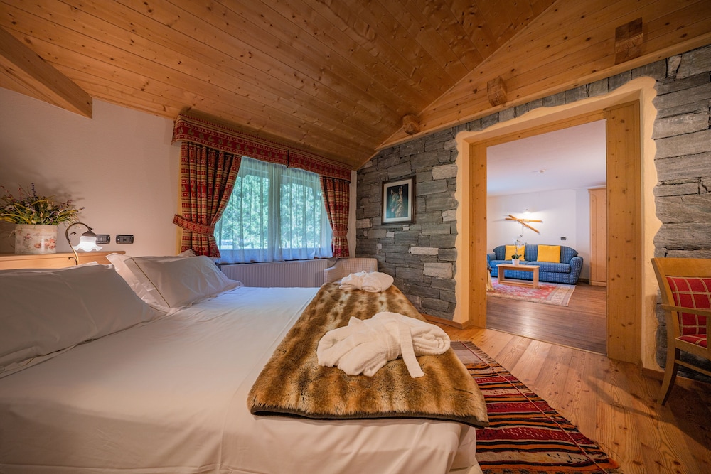 Hotel Lo Scoiattolo 22/71