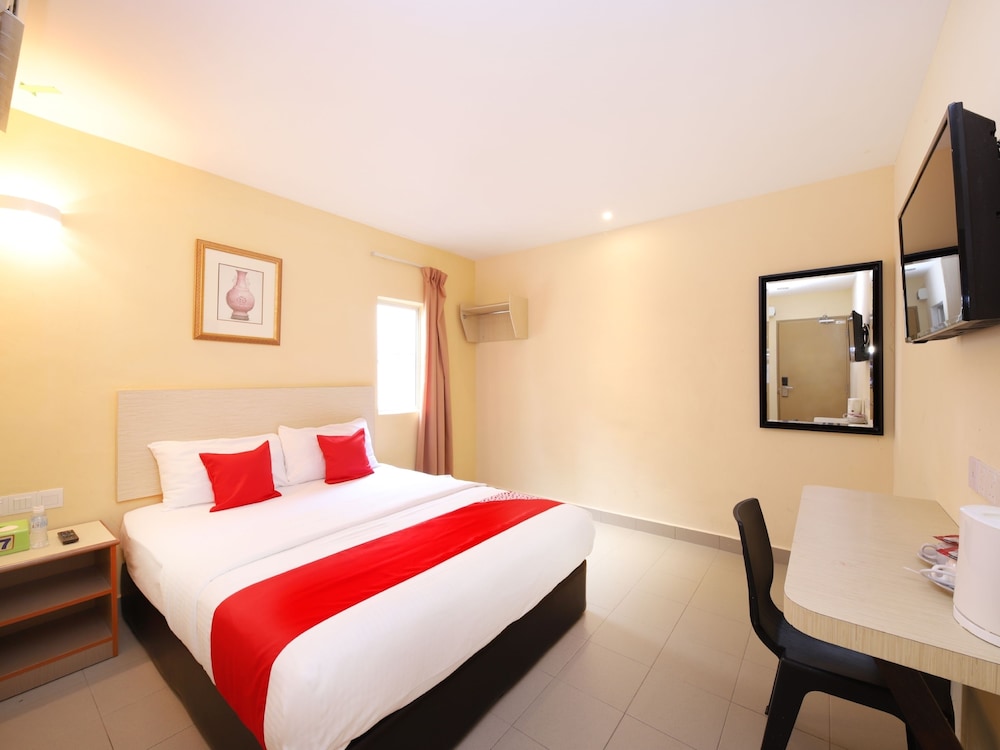 OYO 635 Seven Days Hotel 17/23