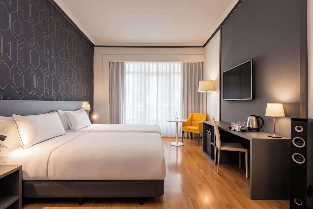 Hotel Madrid Plaza Espana Affiliated by Melia 8/40