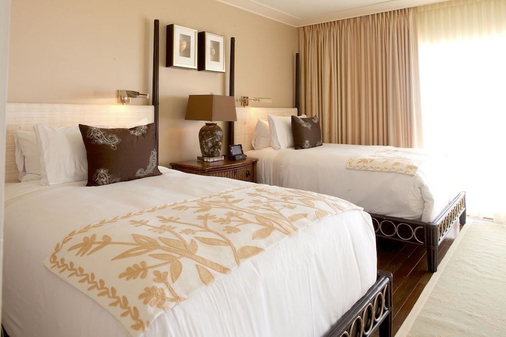 The Kahala Hotel and Resort 11/80