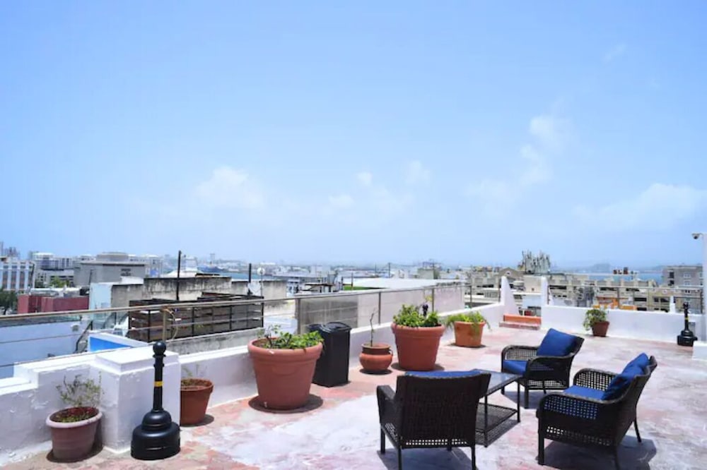 El Colonial - Adults Only 43/50