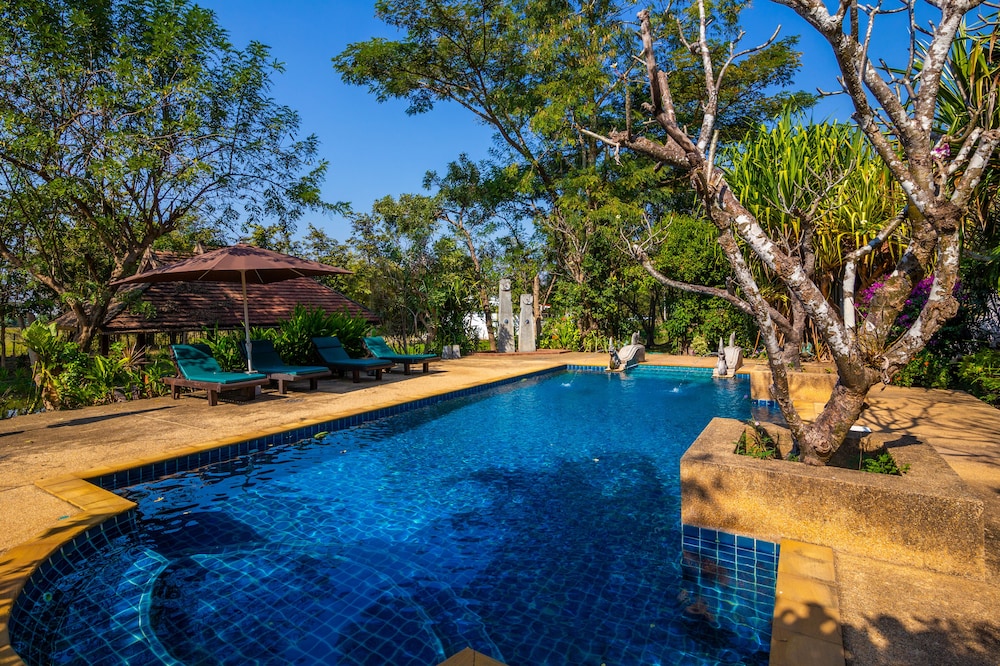 Jasmine Hill Lodge 44/50