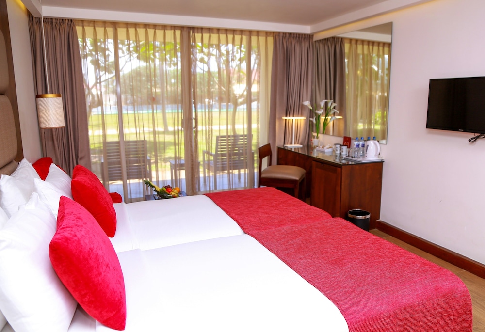 Pegasus Reef Hotel 17/75