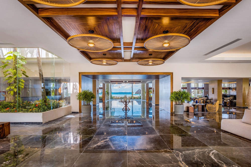 Dreams Sands Cancun Resort and Spa 9/67