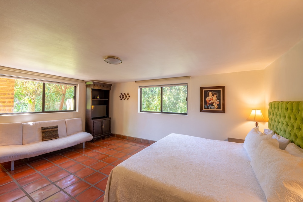 Hotel Quinta San Carlos 30/66