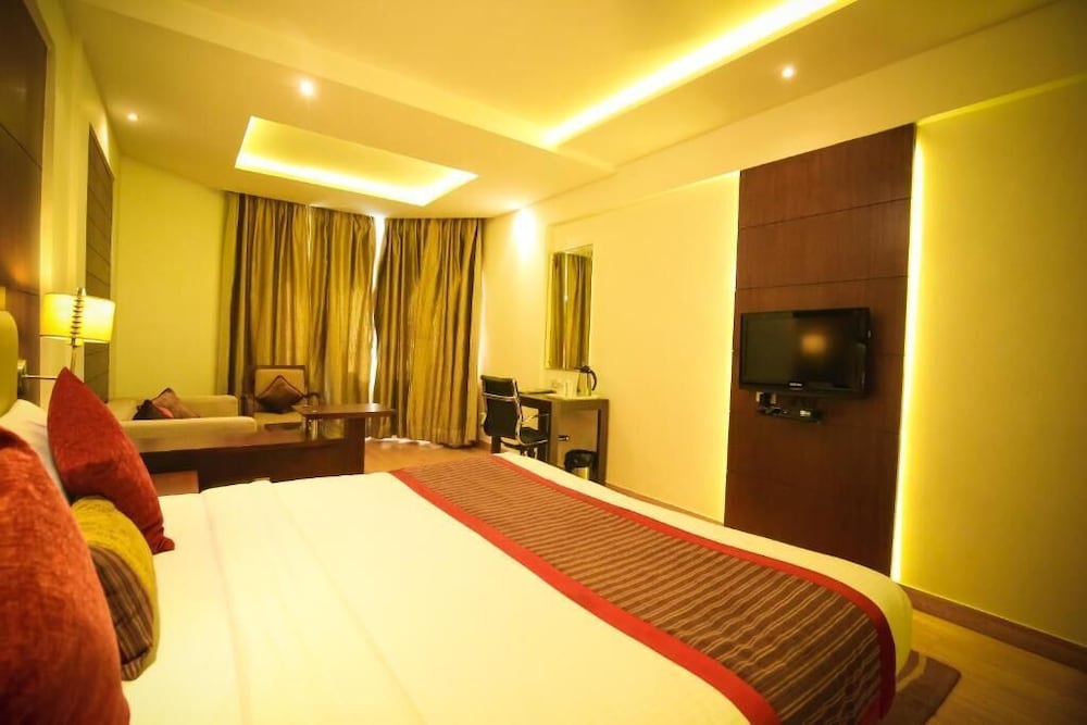 Gwalior Regency 17/62