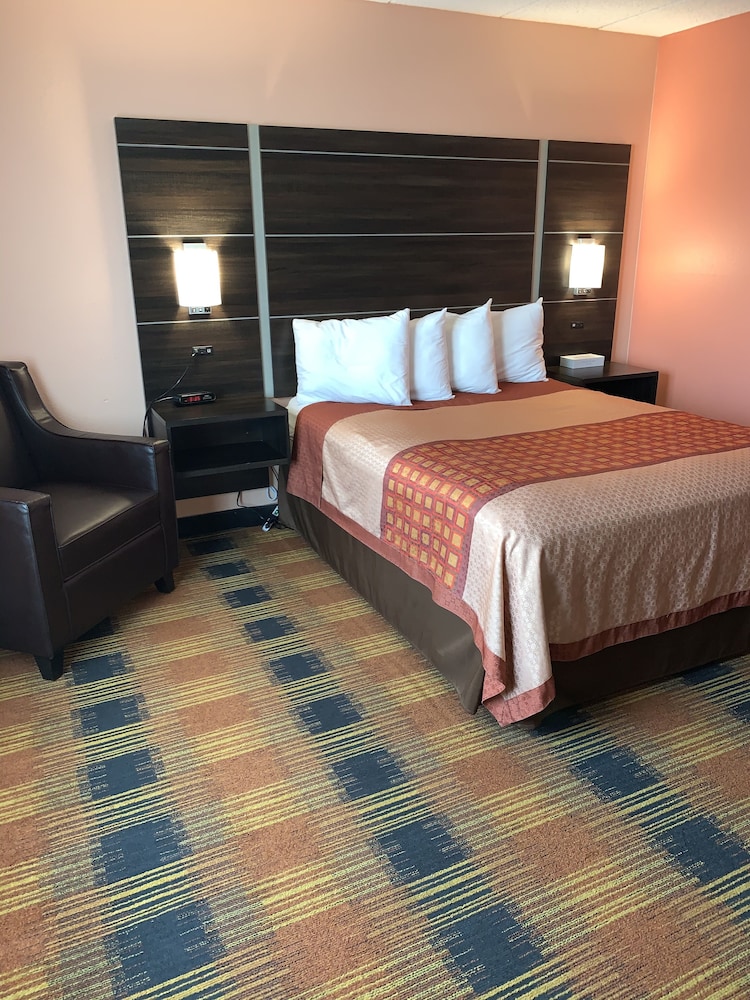 Regency Inn Suites 35/57