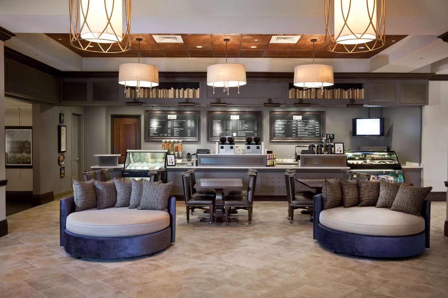 Wyndham Grand Orlando Resort Bonnet Creek 37/52
