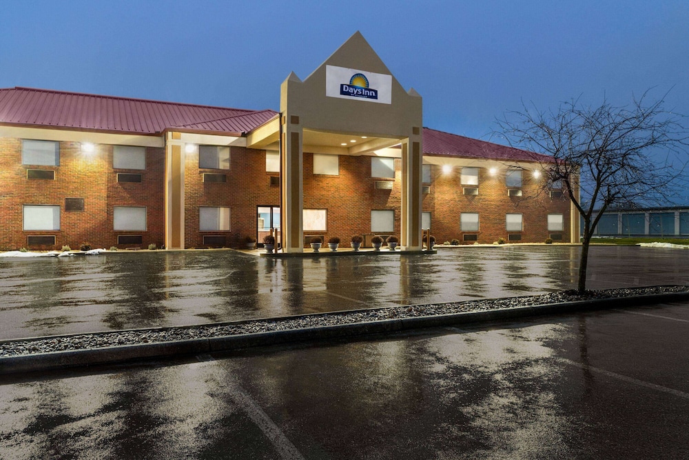 Days Inn by Wyndham Washington Court House 19/33