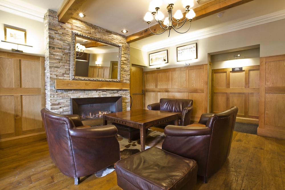 EX. BEST WESTERN WATERLOO HTL LDG 31/50