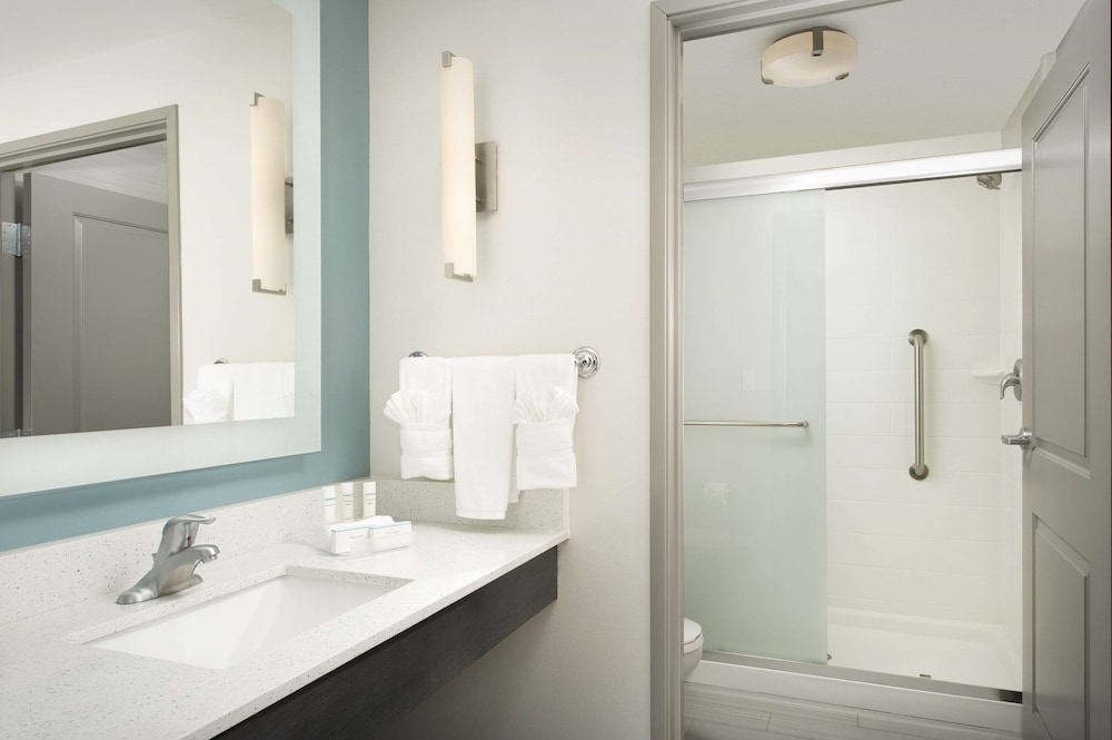 HOMEWOOD SUITES BY HILTON METAIRIE NEW ORLEANS 10/50