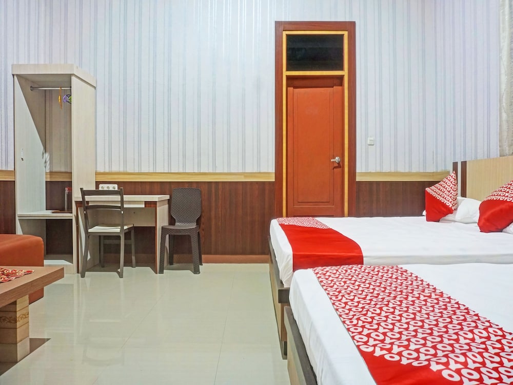 Collection O 91488 Hotel Lingkarsut Jeneponto 6/16
