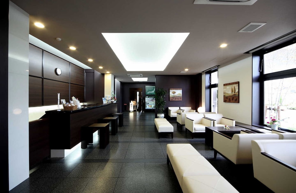 Hotel Route-Inn Niigata-Nishi Inter 43/53