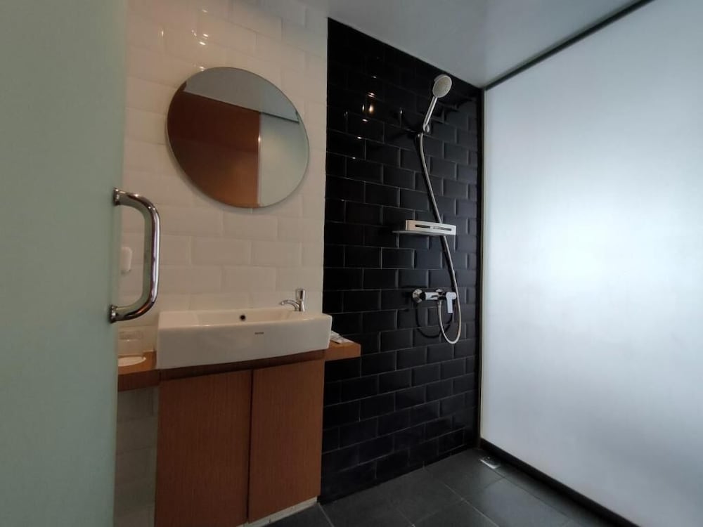 Kontena Hotel 20/20