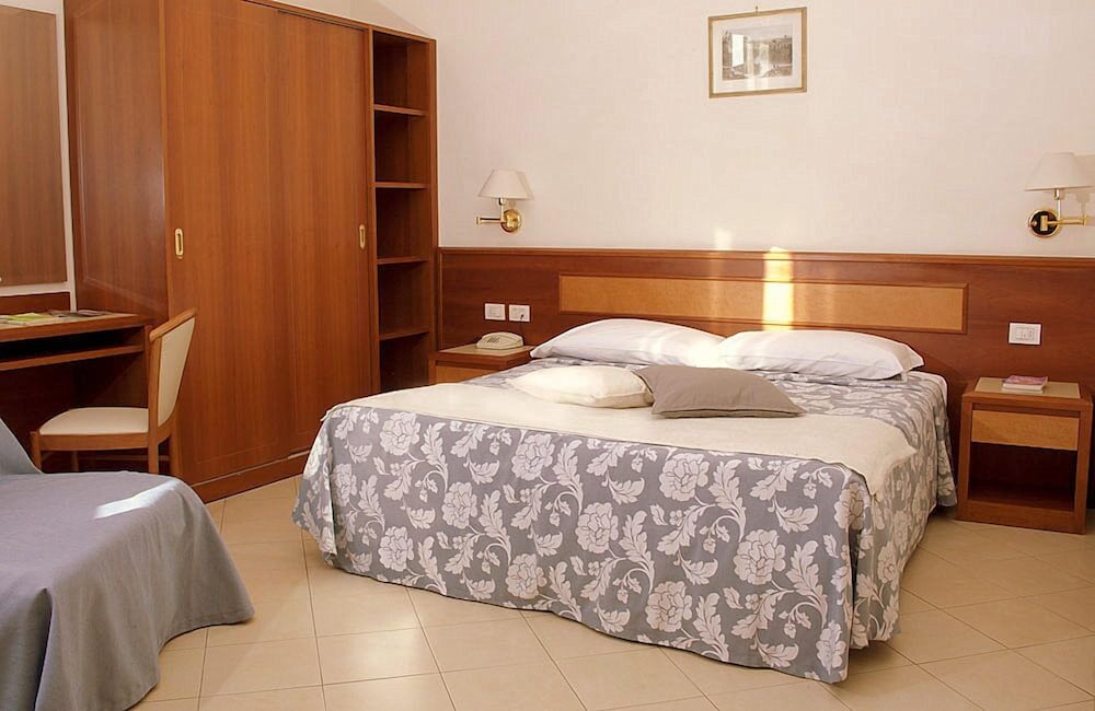 Bonifacio Hotel 23/47