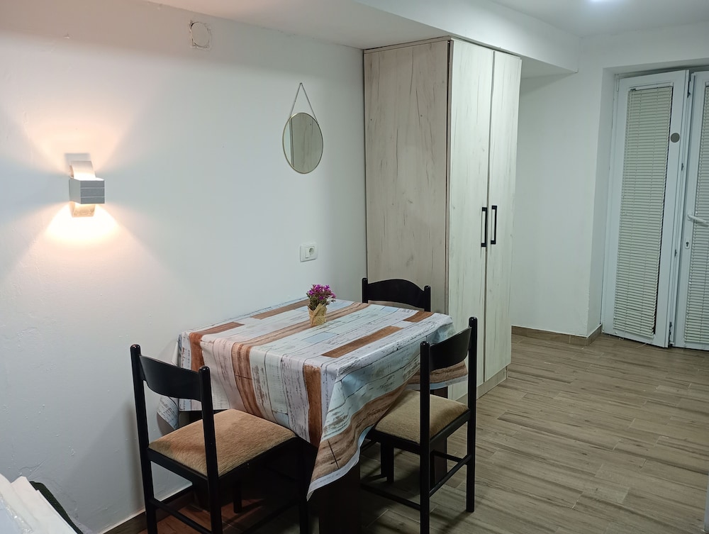 Serenita Stone House 17/22