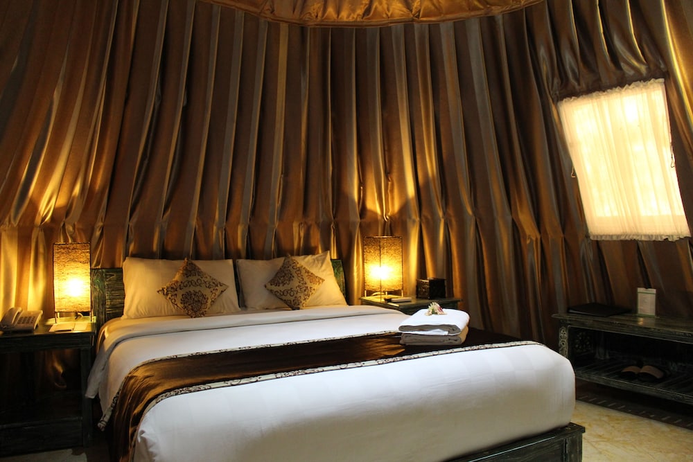 The Highland Park Resort Bogor - Campground 14/34