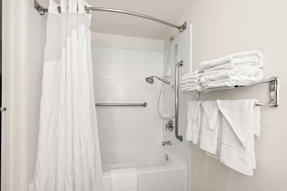 Sonesta Essential Atlantic City West 78/78