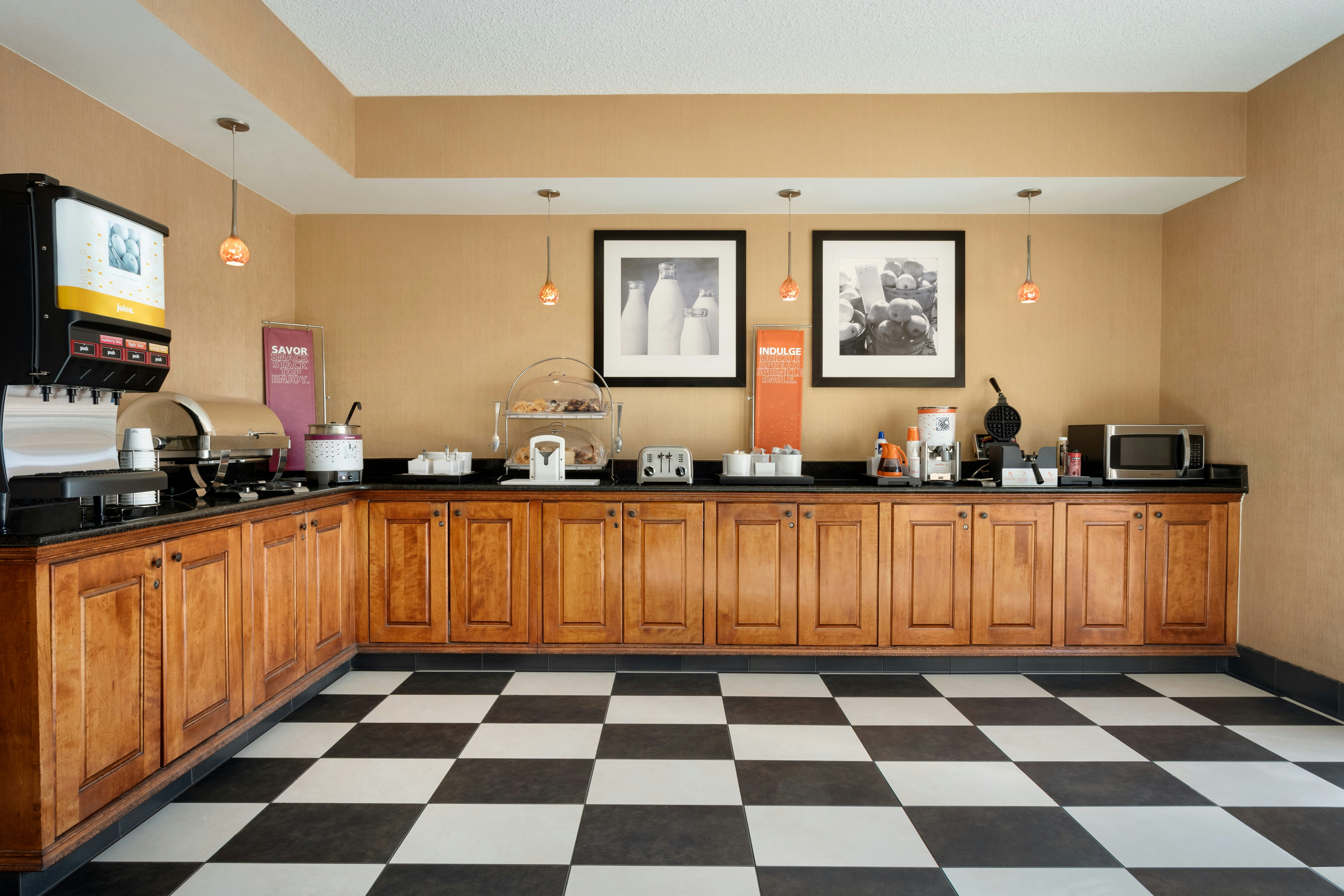 Hampton Inn Phoenix/Chandler 9/40