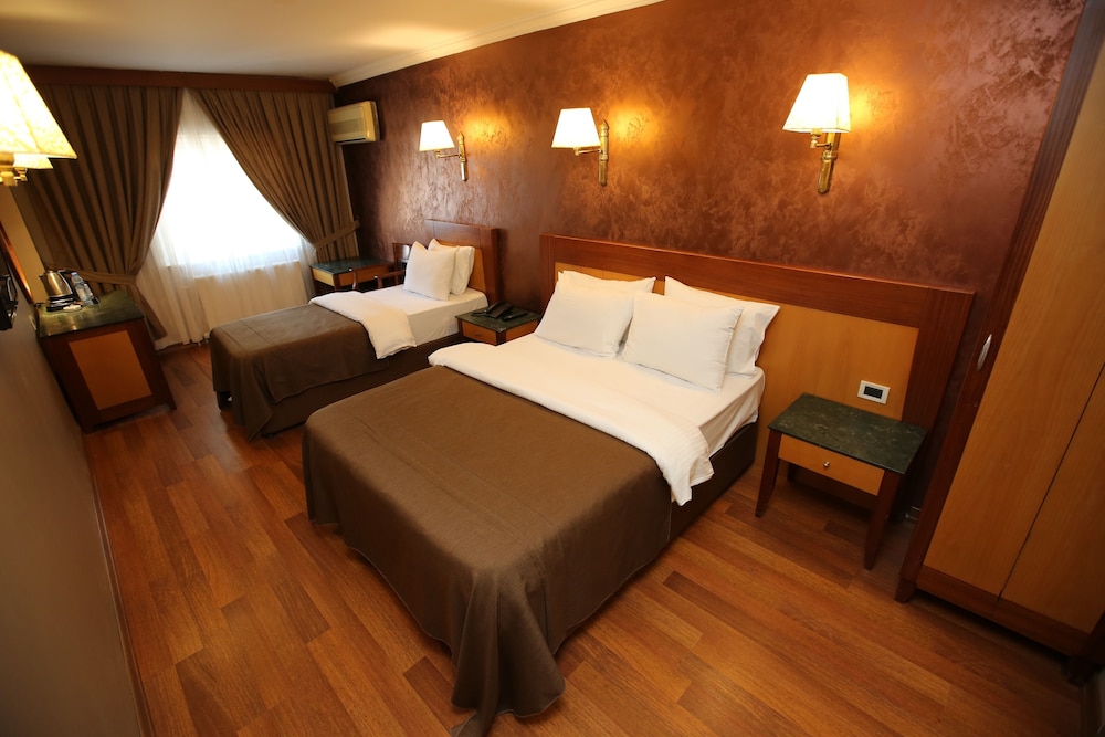 Peak Star Hotel Taksim 18/65