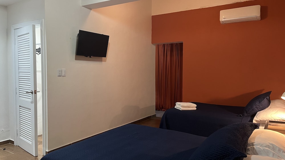 MANAYA BED & BREAKFAST 58/74