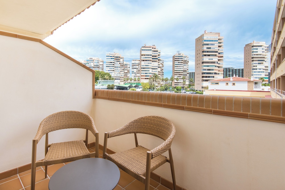 Tarik Hotel 48/63