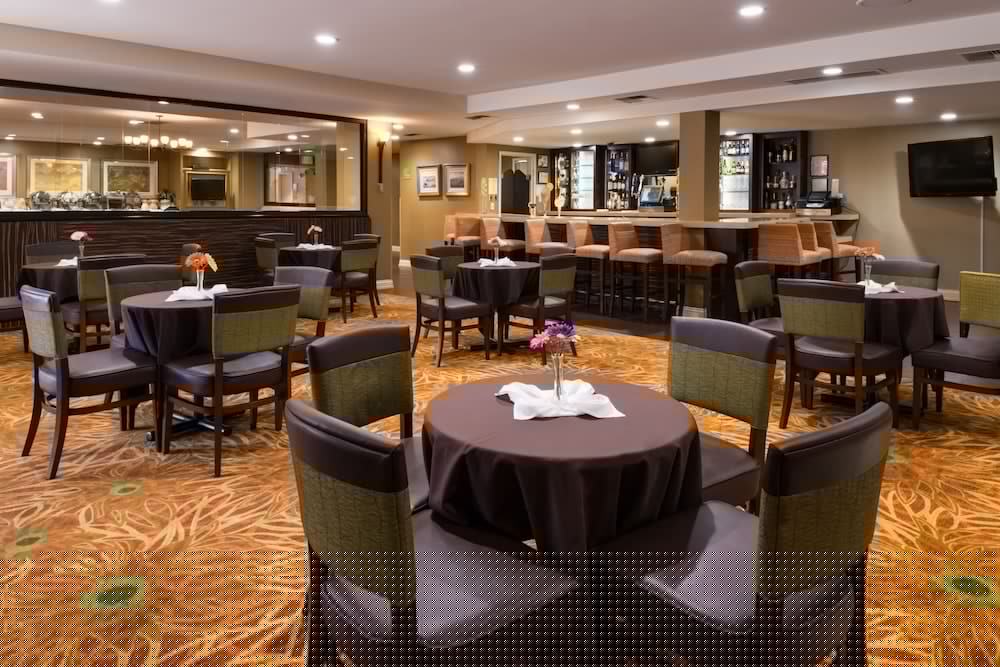 Holiday Inn Dublin Pleasanton 55/70