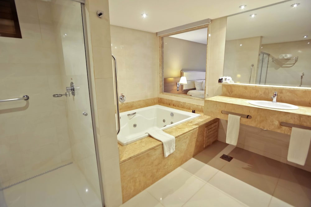 SJ Premium Hotels By Atlantica (ex. Hilton Garden Inn Goiania) 16/85