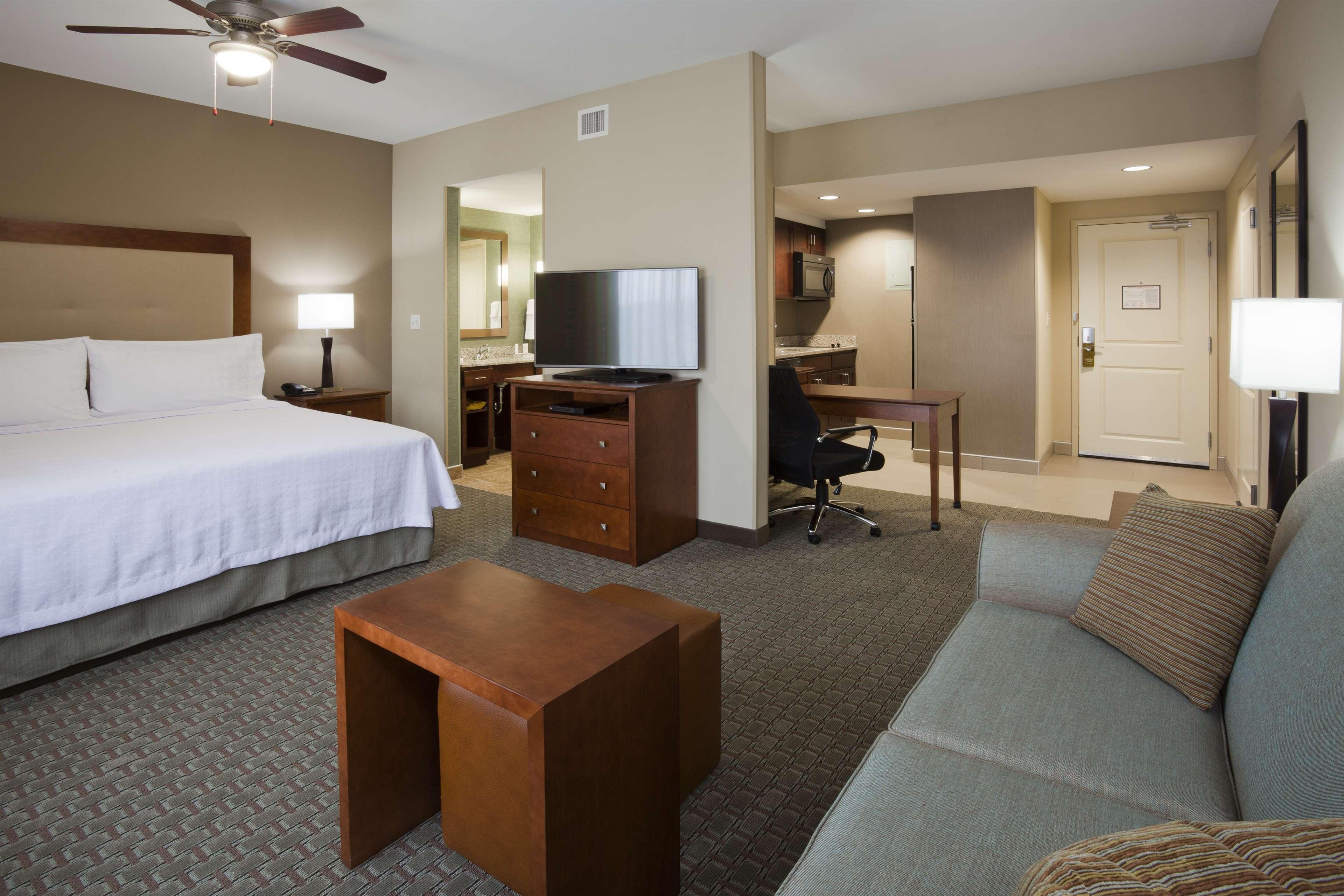 STUDIO, SUITE, KING BED, ACCESSIBLE