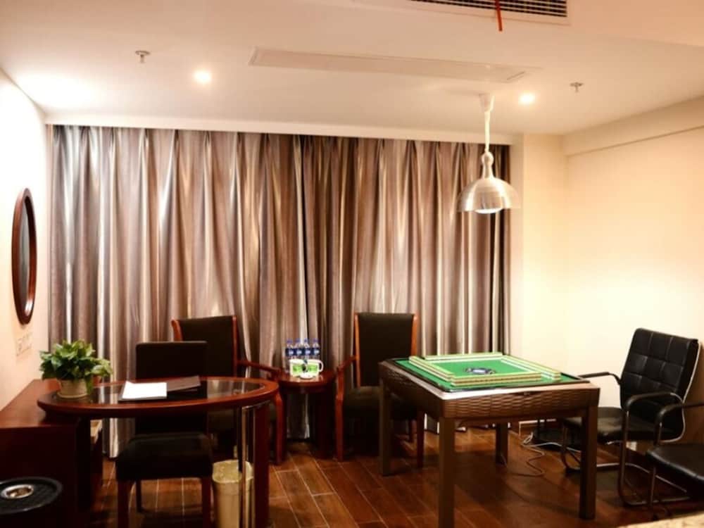 GreenTree Inn Xuancheng Ningguo City East Ningyang Road RT Mart Express Hotel 18/25