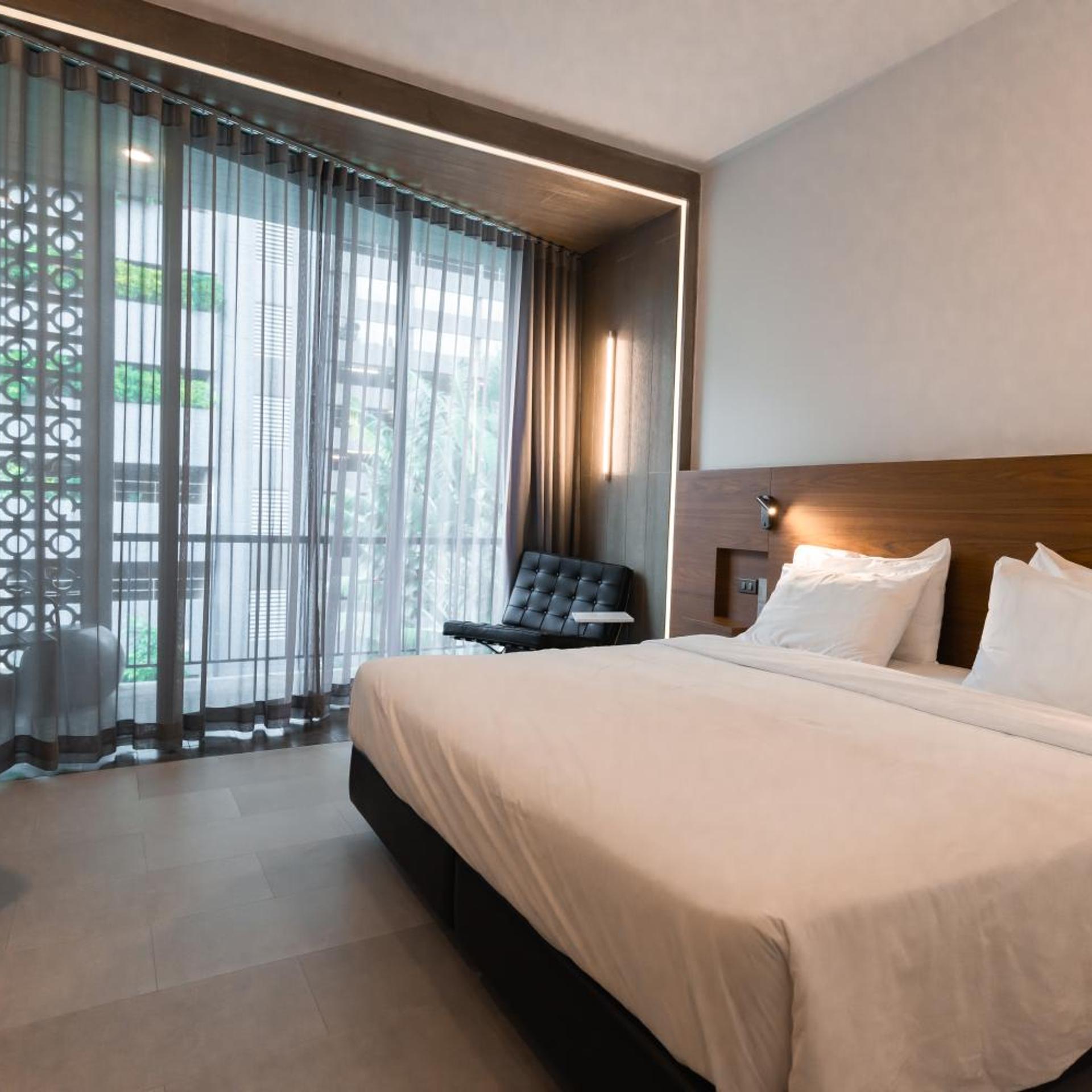 Reno, Deluxe, Double Bed, Pool View