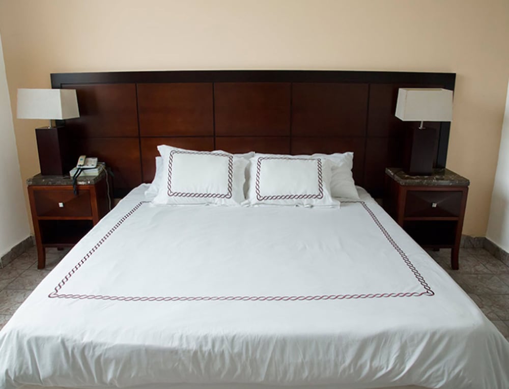 Hotel Republica Panama 8/60