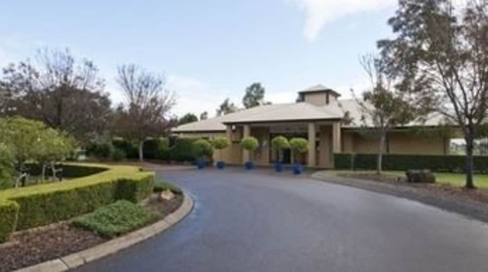 Leisure Inn Pokolbin 5/71