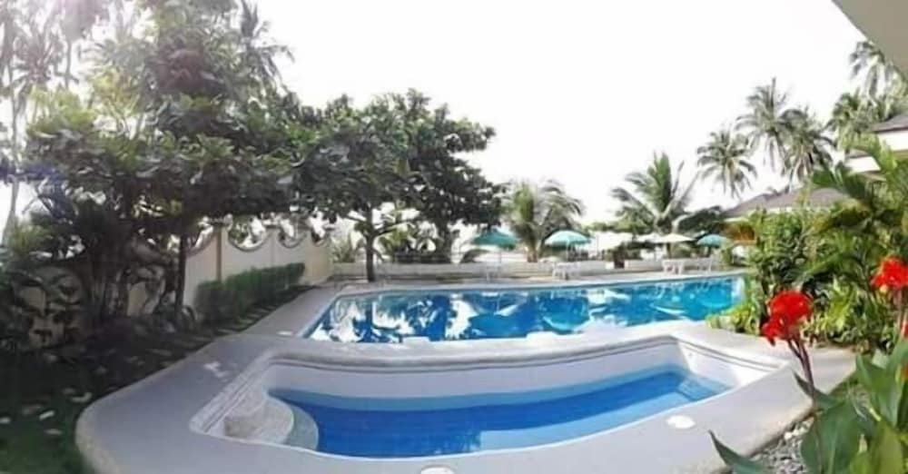 Ucoy Beach Resort 35/38