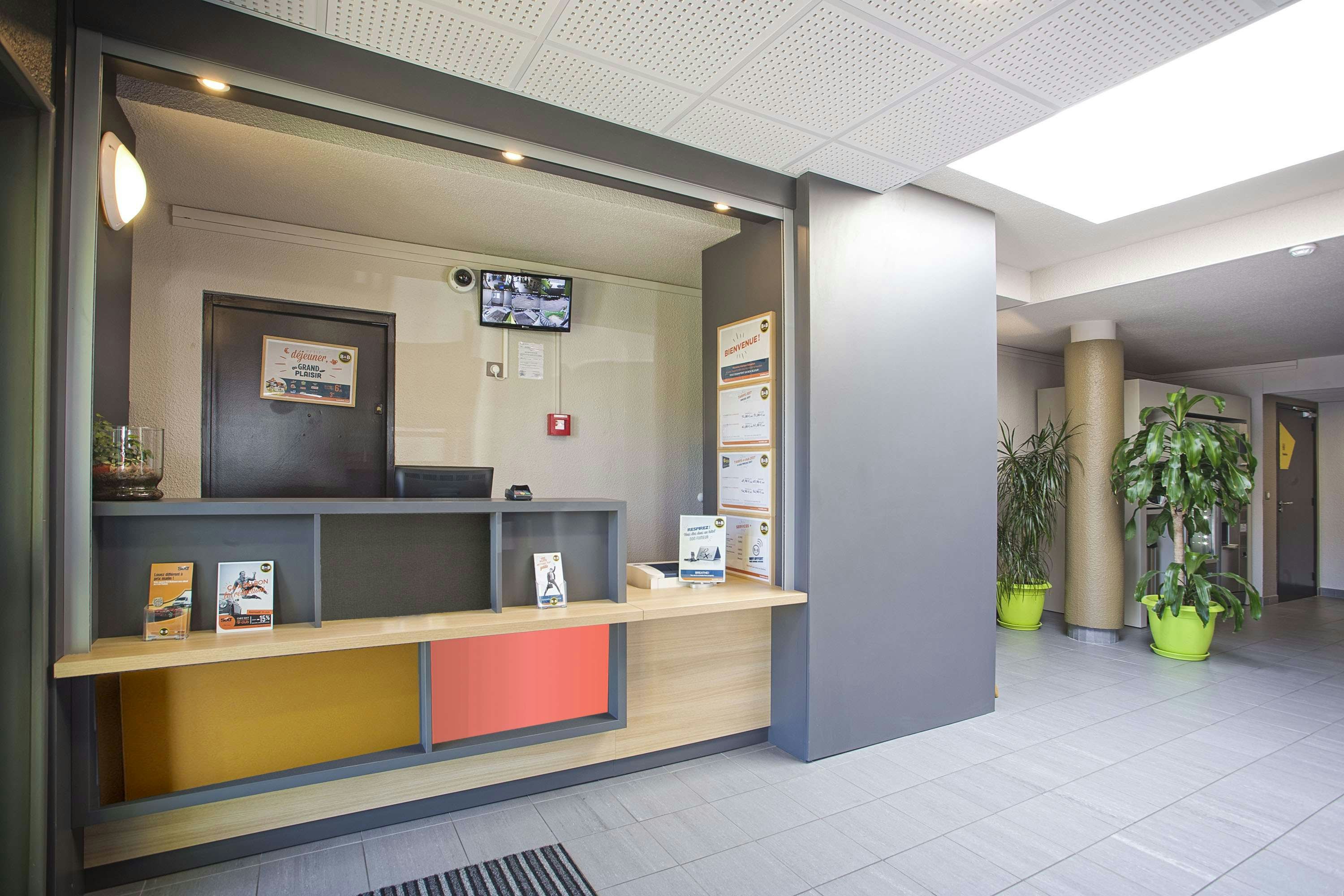 Lobby at B&B HOTEL Beaune Nord, Savigny-les-Beaune
