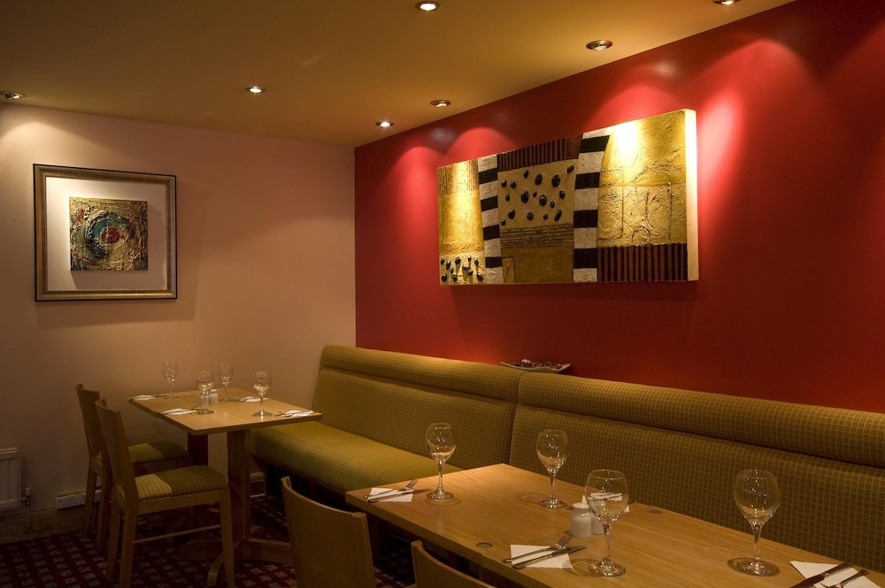 Premier Inn Inverness Centre (Millburn Rd) 53/67